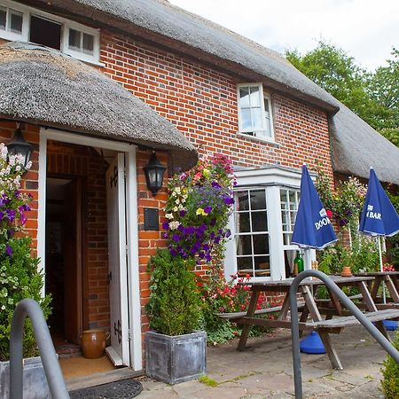 The Seven Stars Inn Pewsey ภายนอก รูปภาพ