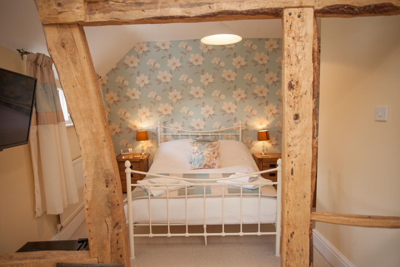 The Seven Stars Inn Pewsey ภายนอก รูปภาพ