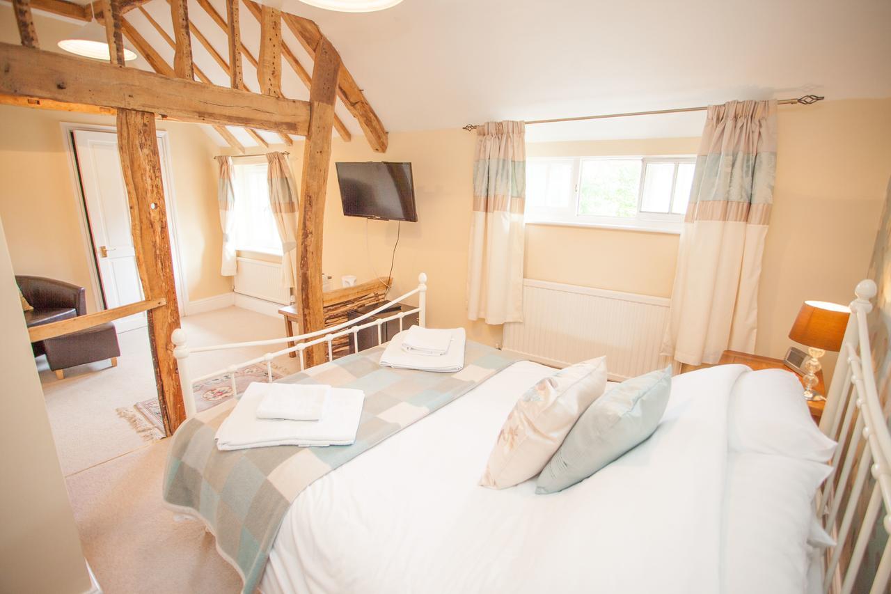 The Seven Stars Inn Pewsey ภายนอก รูปภาพ
